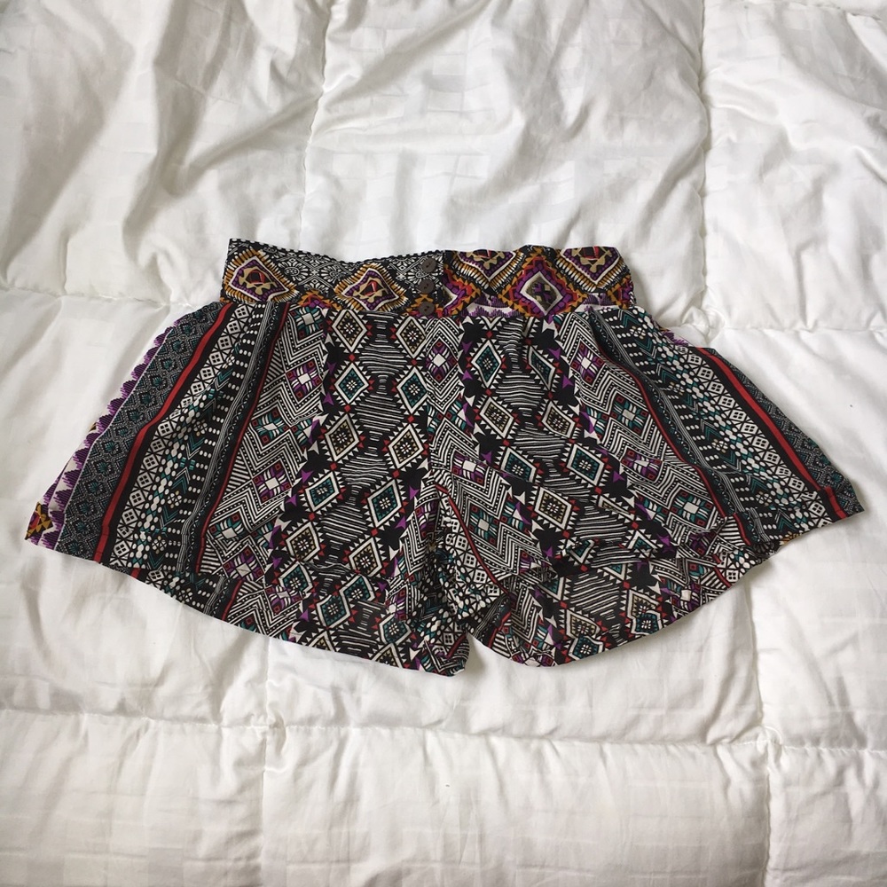 EARTHBOUND Patterned Flowy Shorts